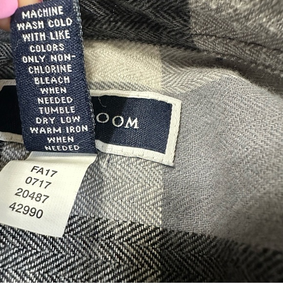 Club Room Men’s Buffalo Buttom Down Flannel Shirt Color Gray Size M Plaid - Picture 10 of 12